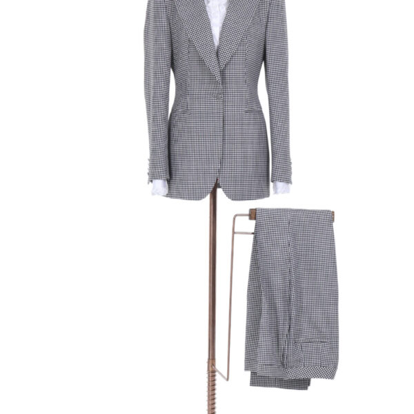 The Heritage Houndstooth Power Suit